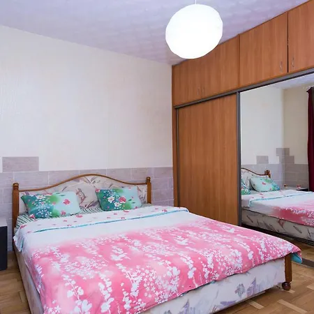Apartment Zacharova 29